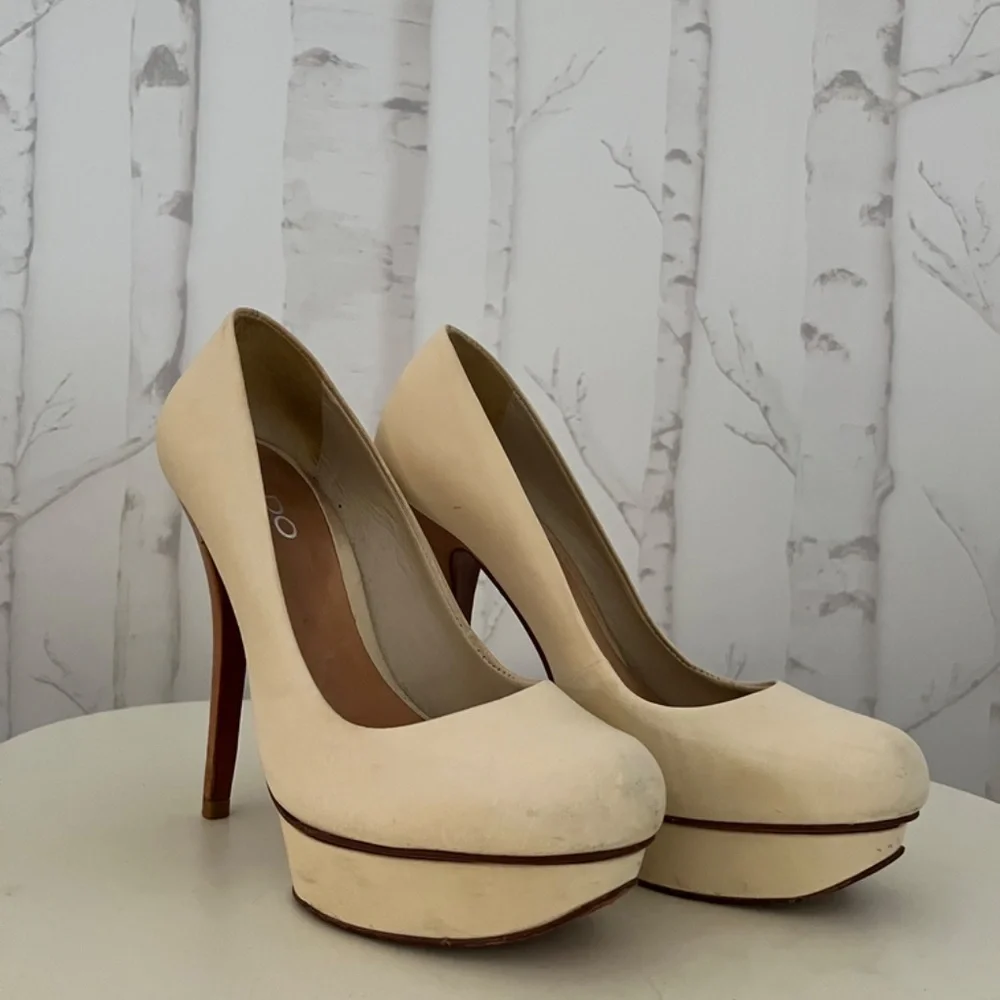 Aldo Leather Pumps - Picture 2 of 6